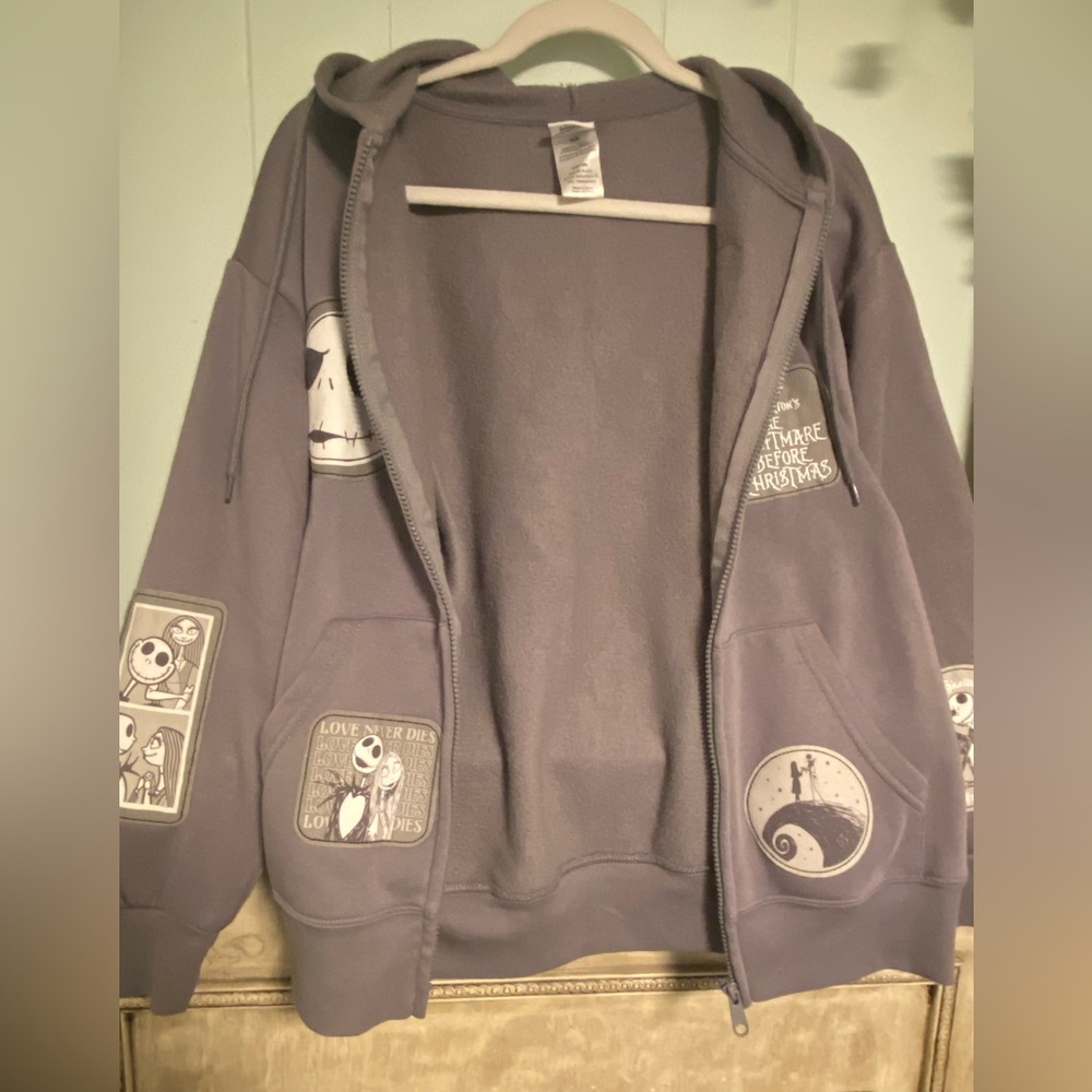EUC Disney The Nightmare Before Christmas Charcoal Hoodie Size XS - Picture 8 of 8